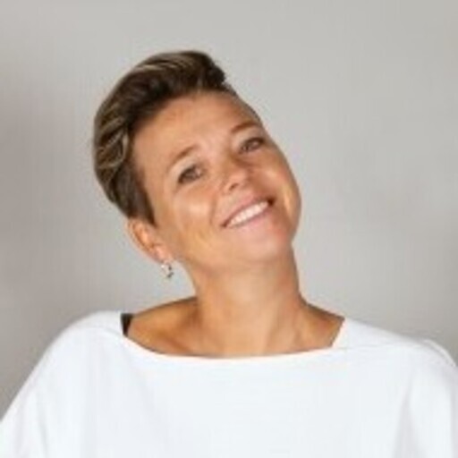 entry.heroImage.one.alt